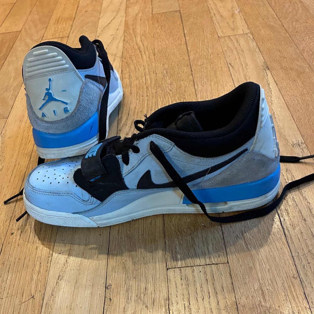 Nike Air Jordan Legacy 312 Low Pale University Blue CD9054-400 size 7Y